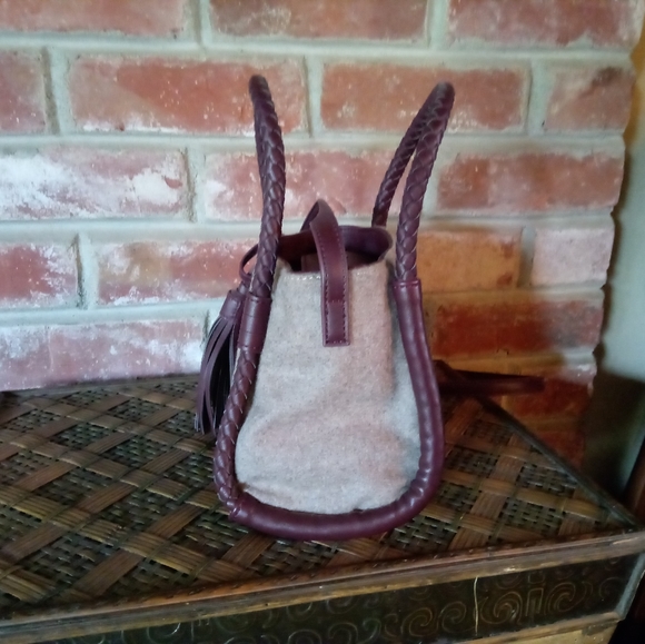 Danielle Nicole Brigit Mini Crossbody Bag - Picture 5 of 10